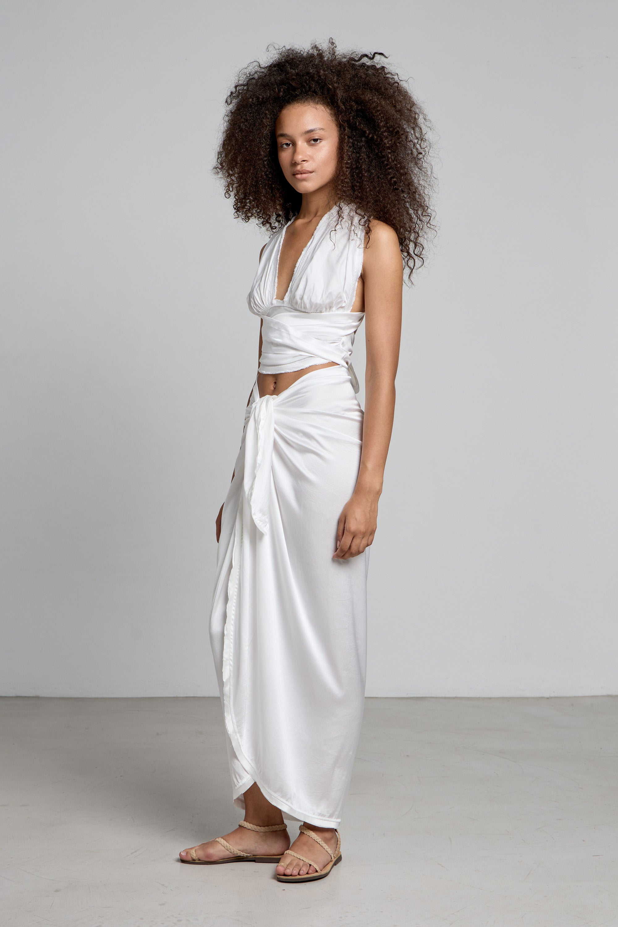 MOON SELF-TIE TOP