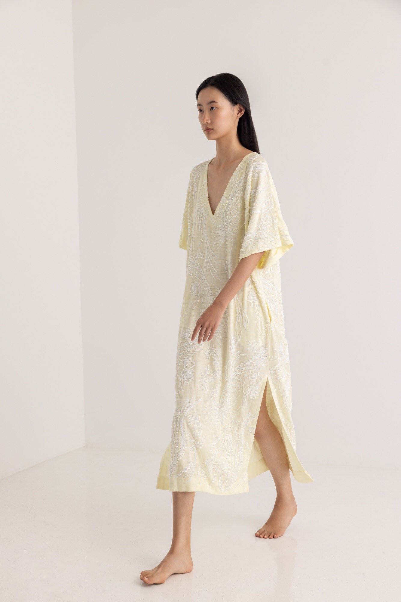 YUNA MIDI CAFTAN