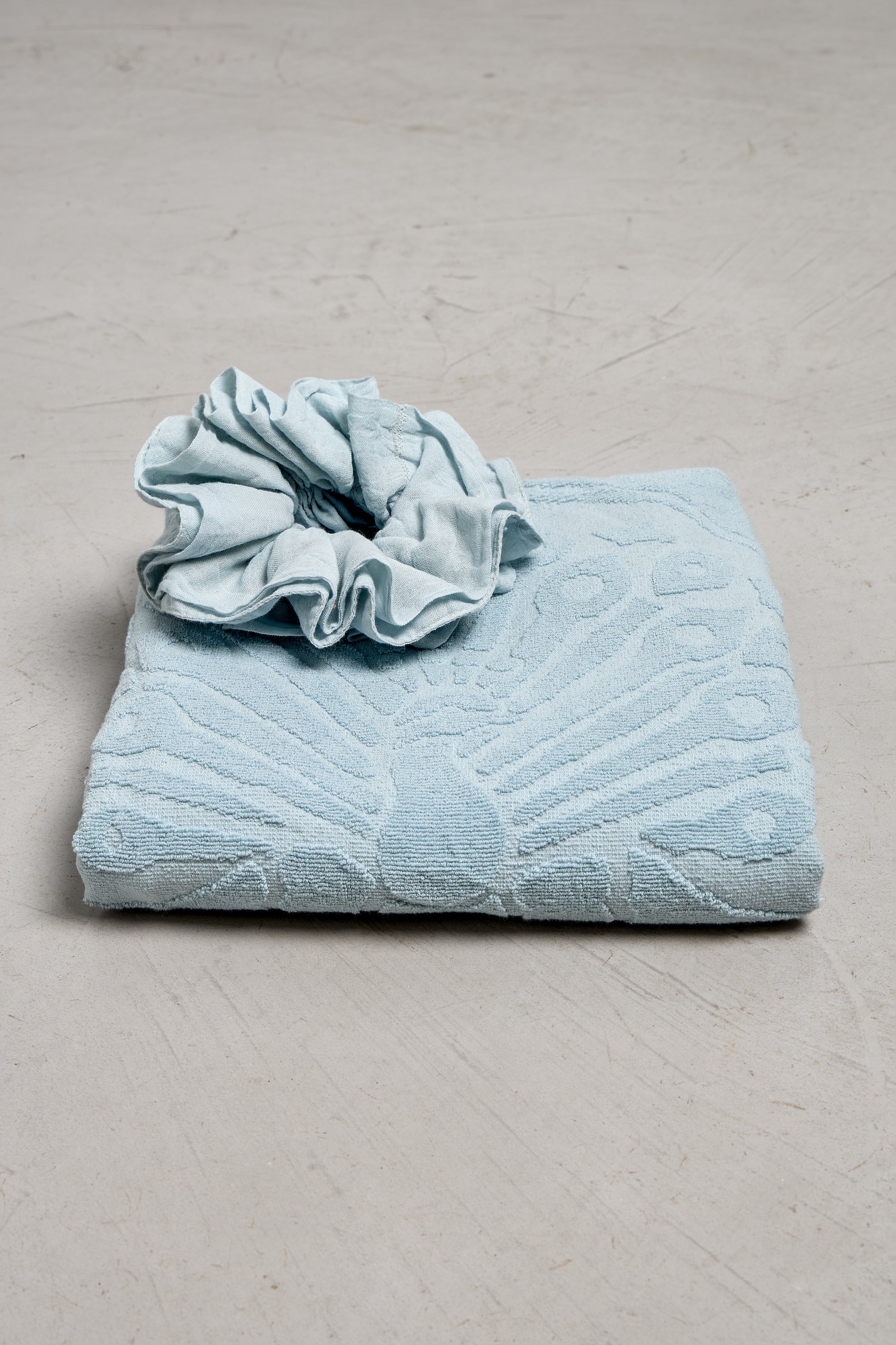 ZEN SCRUNCHIE