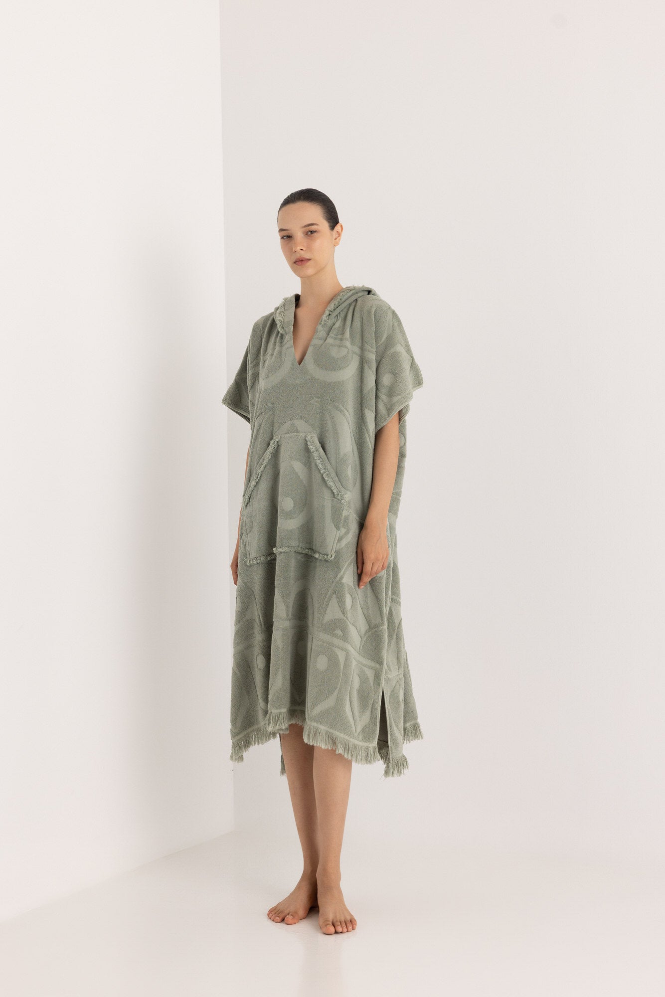 NAOKO BEACH  PONCHO